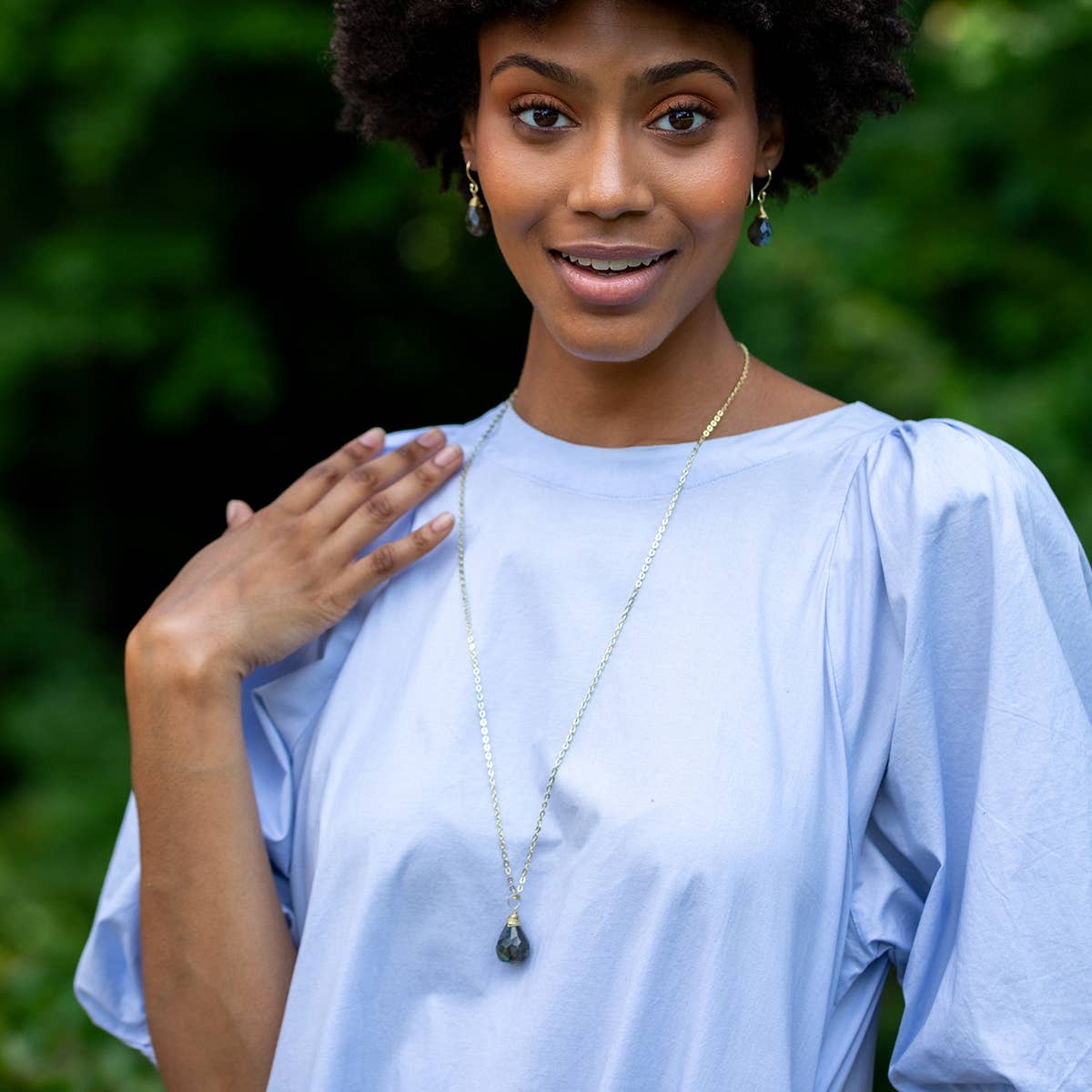 Anju Jewelry – wholesale Pendant/charm necklace – Gold-Plated Lapis Lazuli Teardrop Necklace3