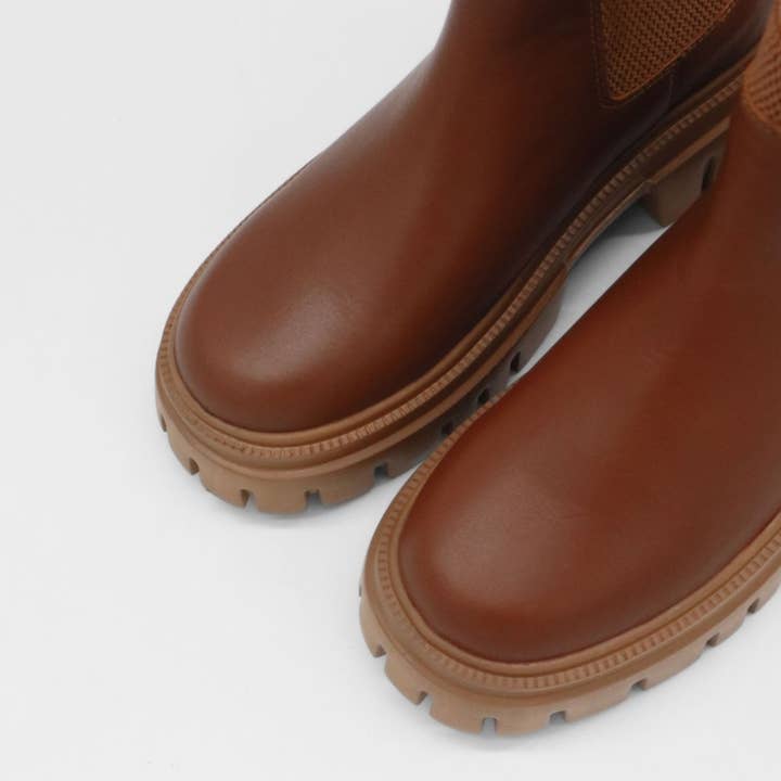 Tan Agora platform chelsea boots in brown leather womens shoes for wholesale on Faire6