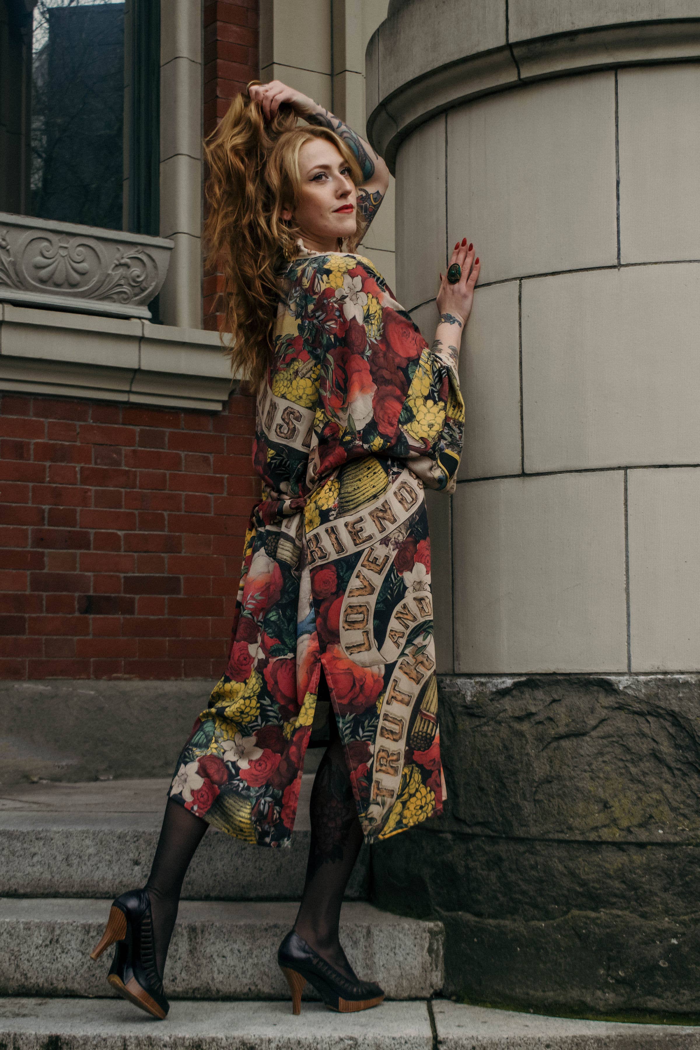 Market of Stars (USA) - Wholesale Kimono - Women's - Friendship Love & Truth Opera Duster Kimono Robe5