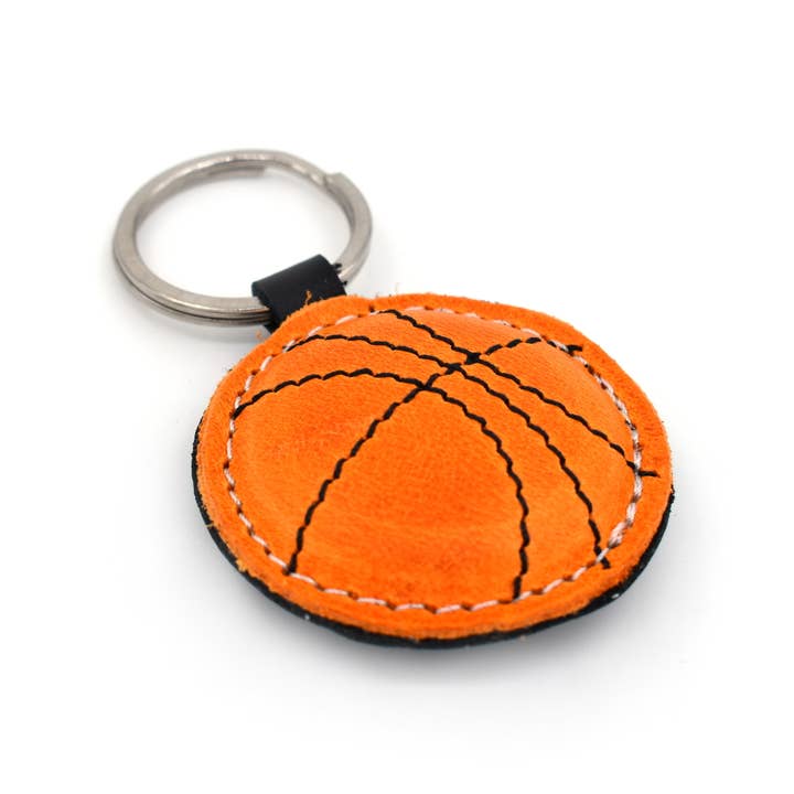 Triballi Leather Products – wholesale Nyckelring - Unisex – Basketboll Handgjord läder nyckelring korg