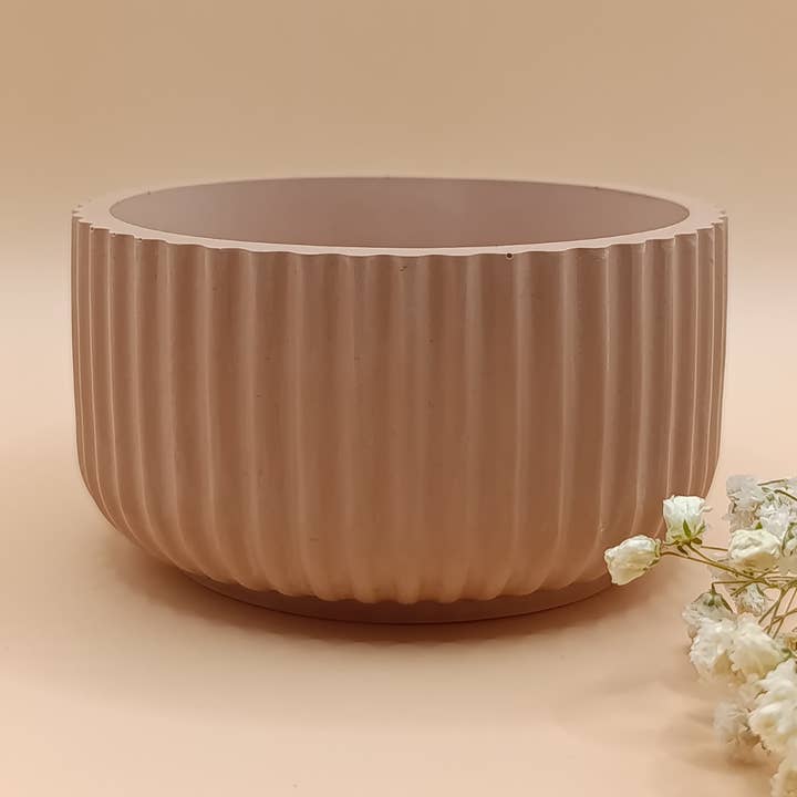 Interstellaire Créations - Wholesale Candle Holder - Simple empty container for candle, mineral resin pot2