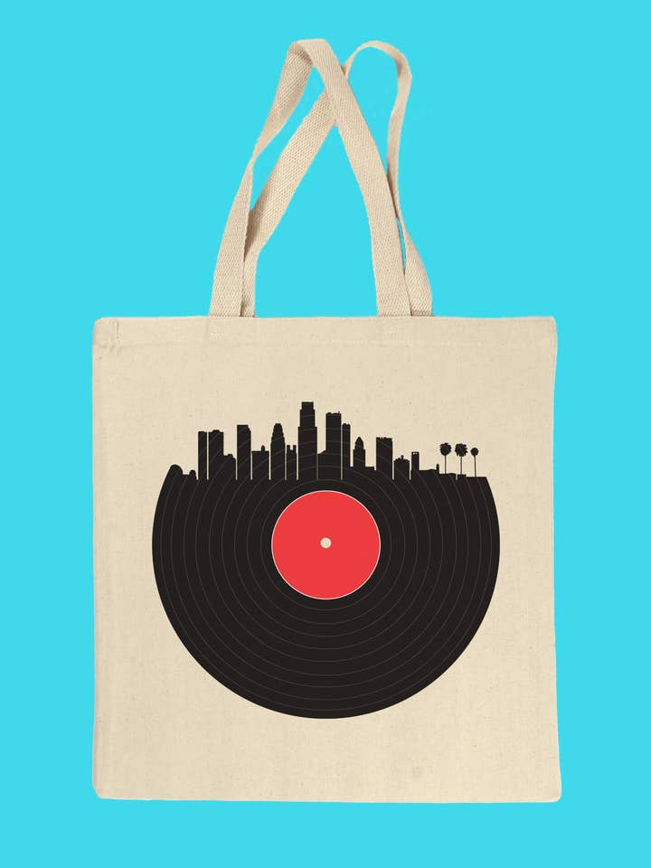 Sac fourre-tout en vinyle Downtown pour la vente par Popkiller