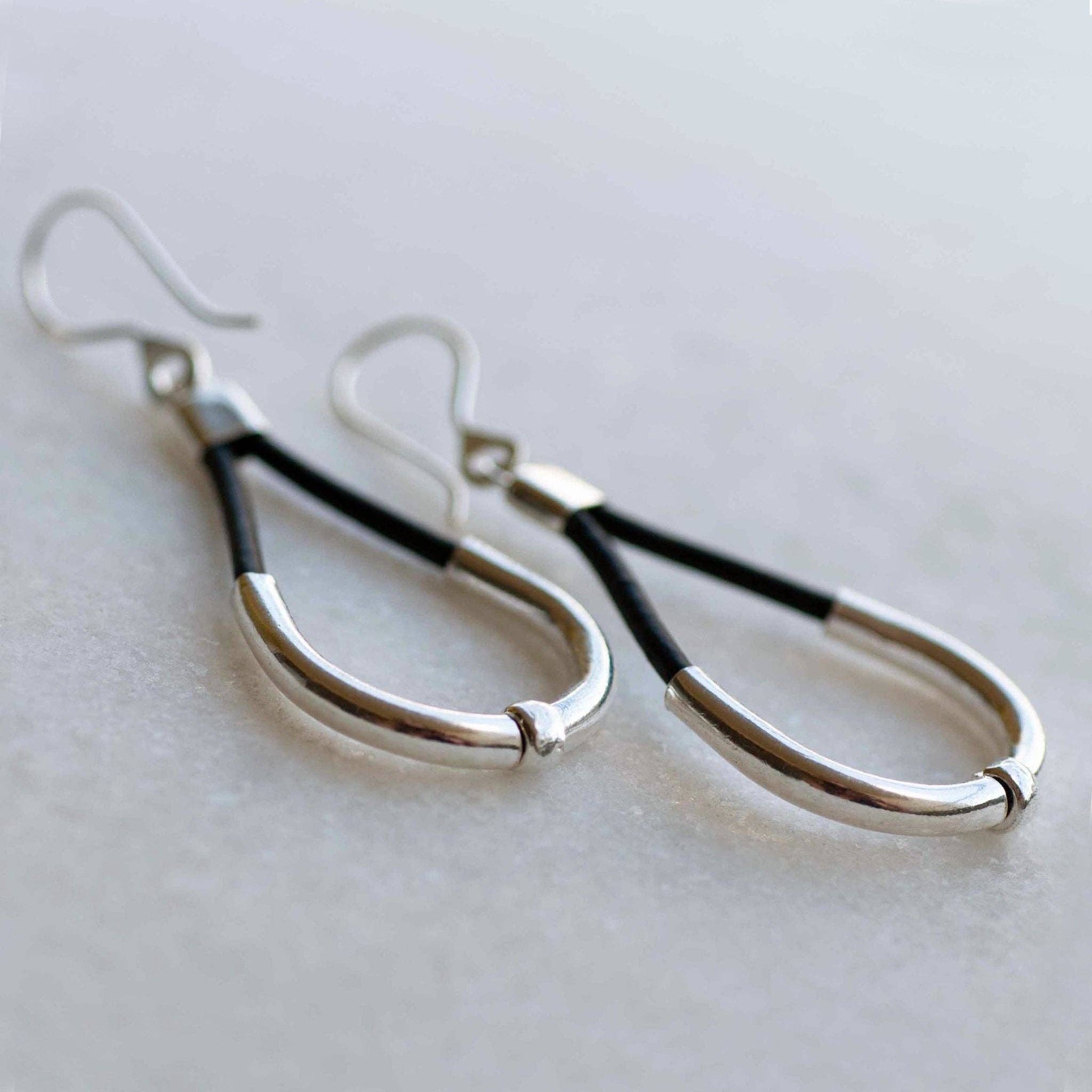 URBAN-EQUESTRIAN - Wholesale Dangle Earrings - Calista - Sterling Silver Bosal Horseshoe Earring on Black Leather5