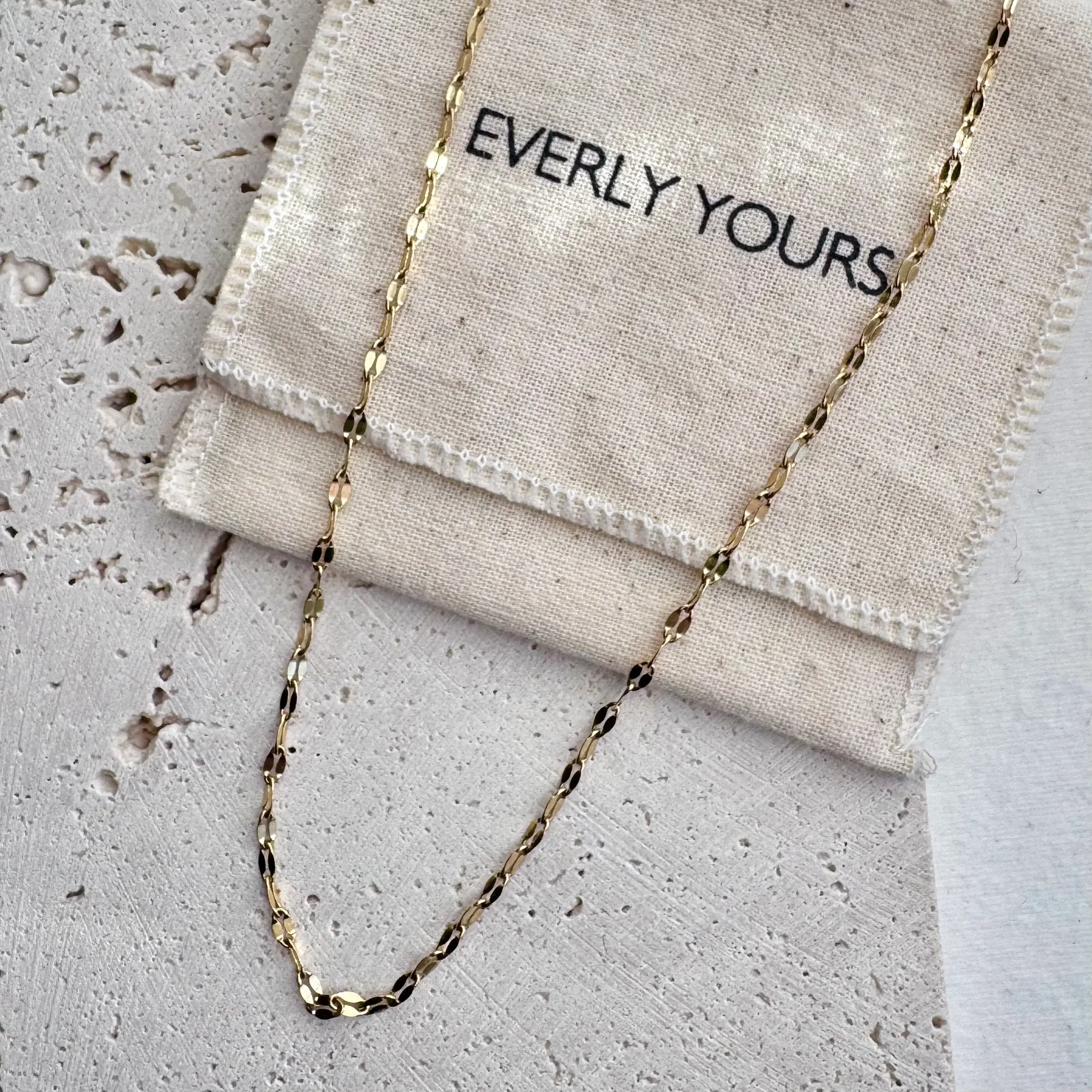 Everly Yours - Wholesale Link & Chain Necklace - 14K Gold Sequin Necklace0