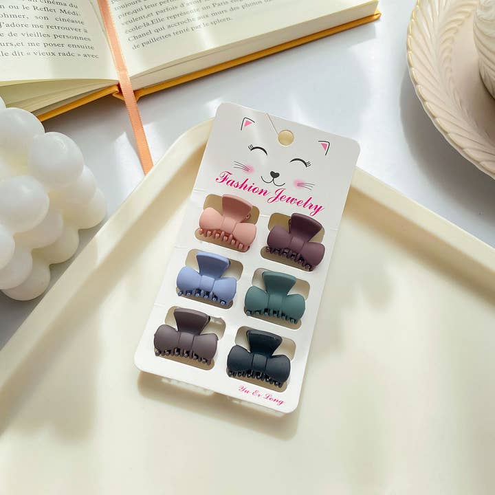 ACCITY - Wholesale Hair Clip - Women's - Set of 6 Small Claw Hair Clips, Simple & Chic_CWAHA038610