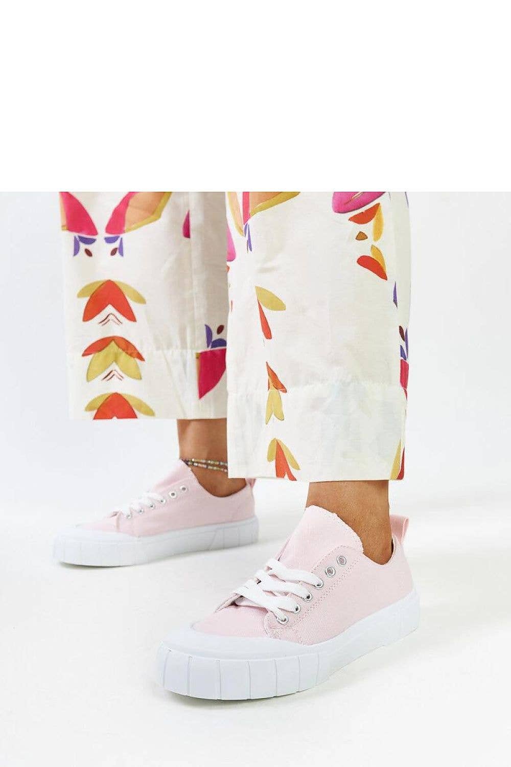 Lieber Deem Marktplatz - Wholesale Lifestyle Sneakers - Women's - Sneakers Model 207371 Solea2