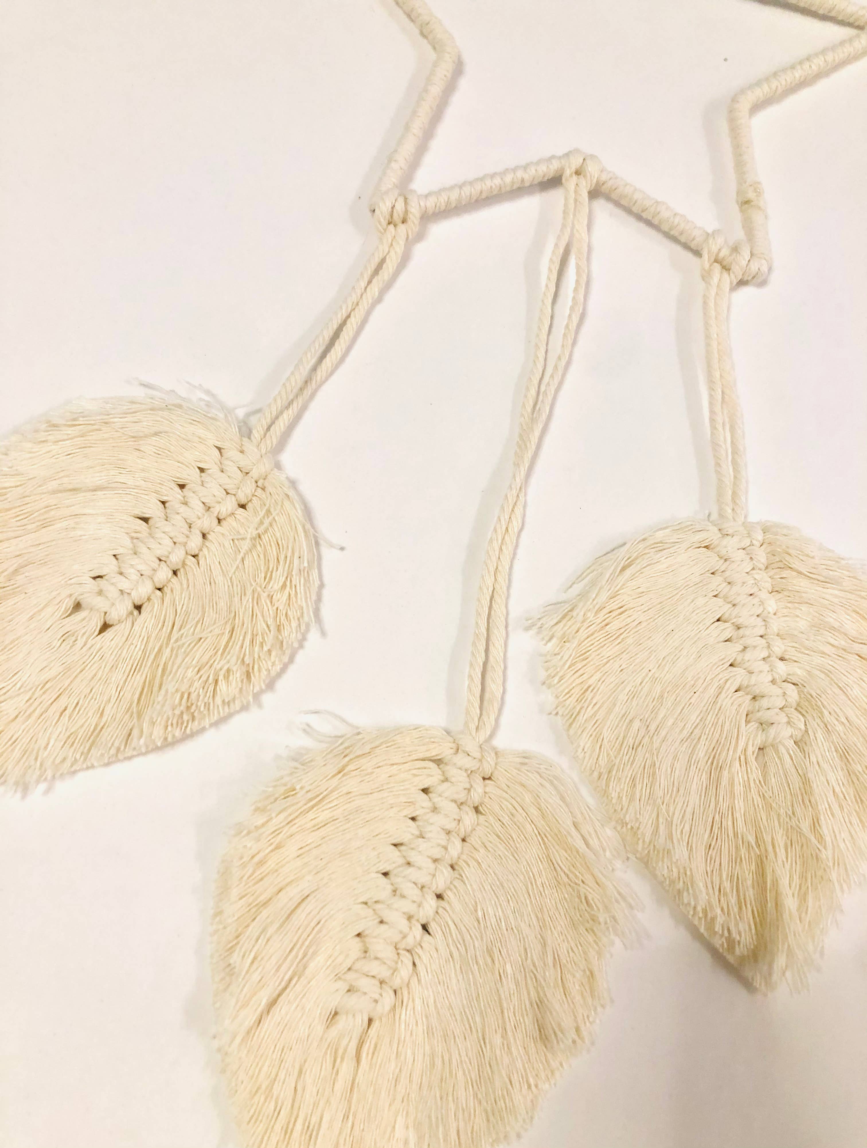 GreenWave - Vente Décoration murale – enfant et bébé - Attrape-rêves étoile bohème en macramé décoration murale tissée2