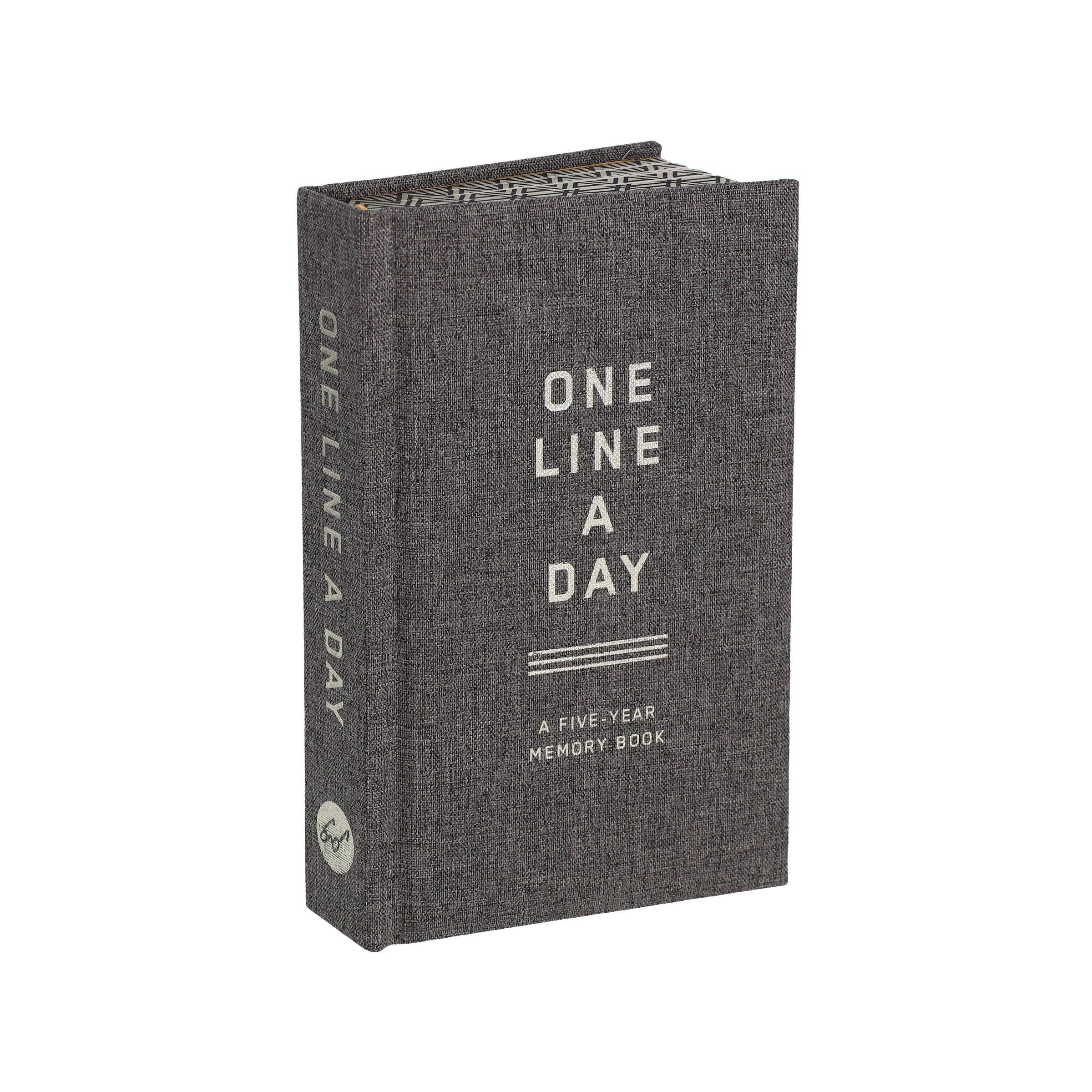 Chronicle Books - Wholesale Journal/Diary - Charcoal Canvas One Line a Day3