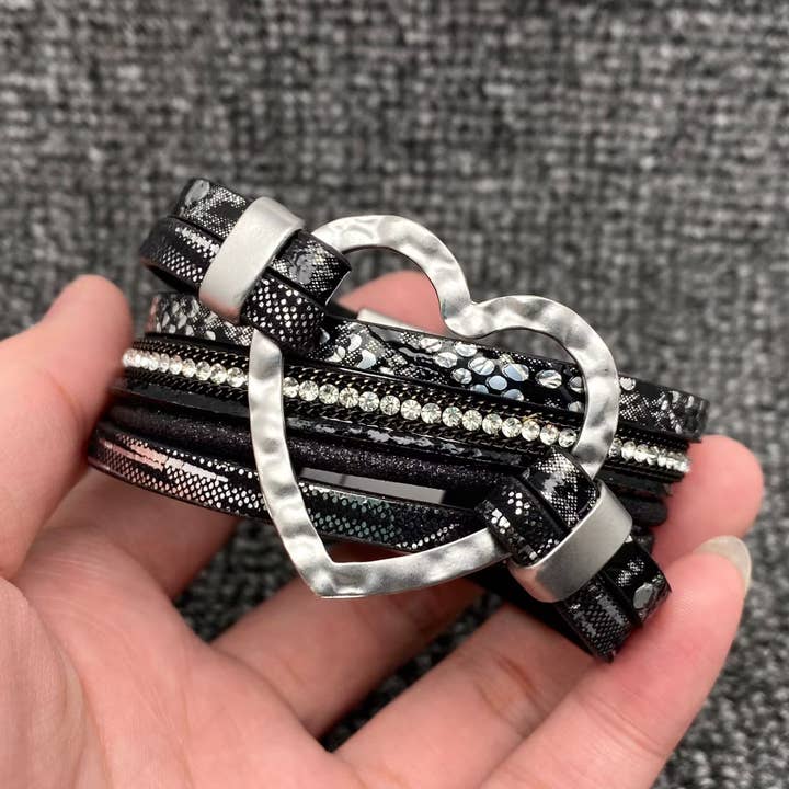 Mio Queena – Engroshandel Armbånd – Hjertecharm Rhinestone Læder Magnetisk Spænde Armbånd -LB4