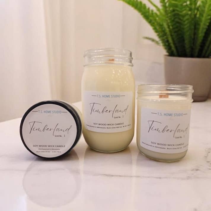 Bougie en pot Mason avec mèche en bois de soja Timberland pour la vente par T.S. Home Studio