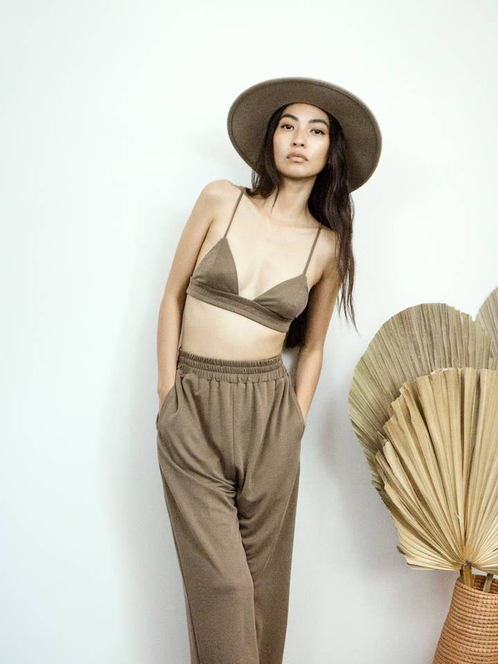Bralette de viscosa Venice Olive para venta al por mayor de MARA THE LABEL