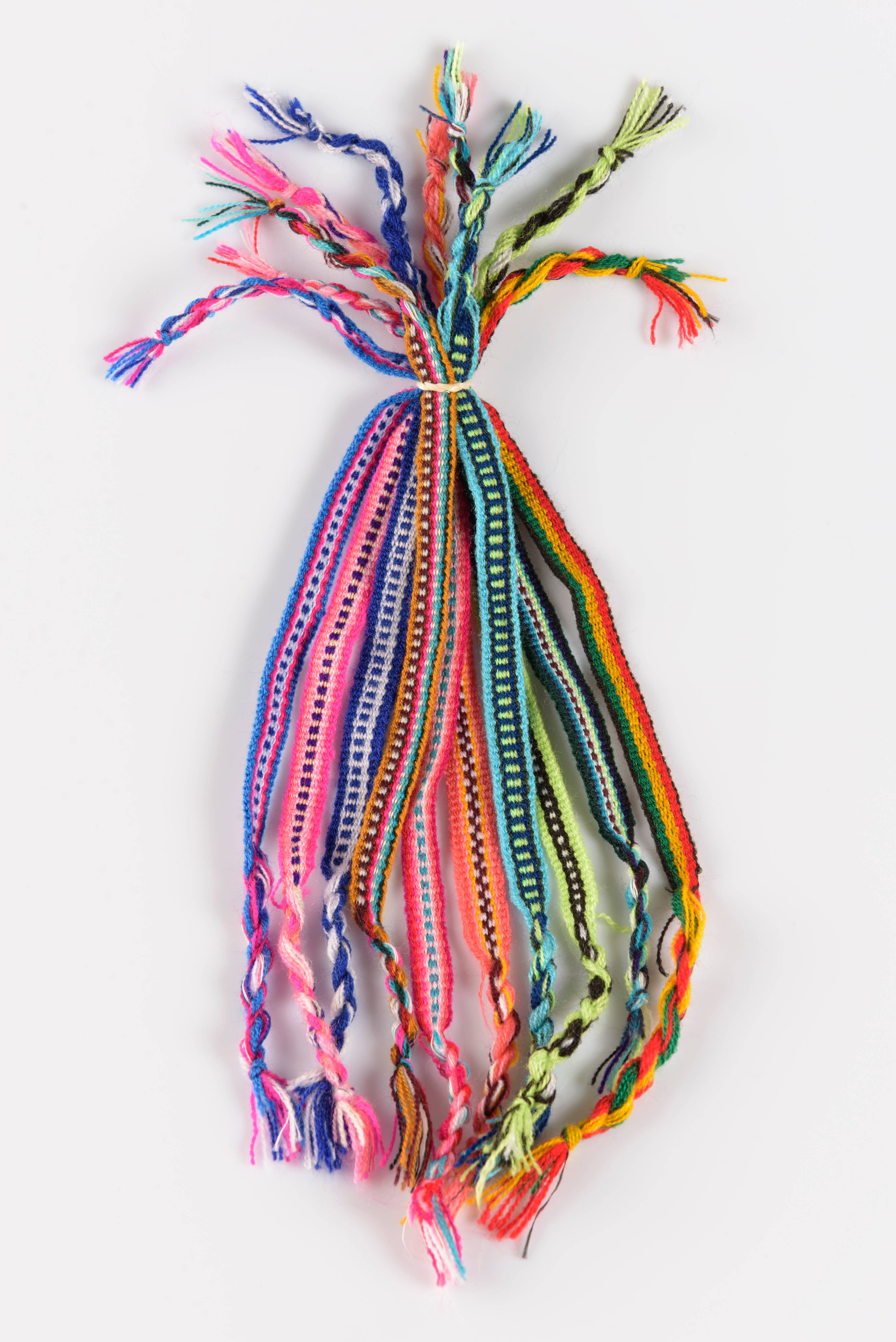 HUAIRURO – Großhandel Gewebtes/geflochtenes Armband – IANI Brasilianisches Armband5