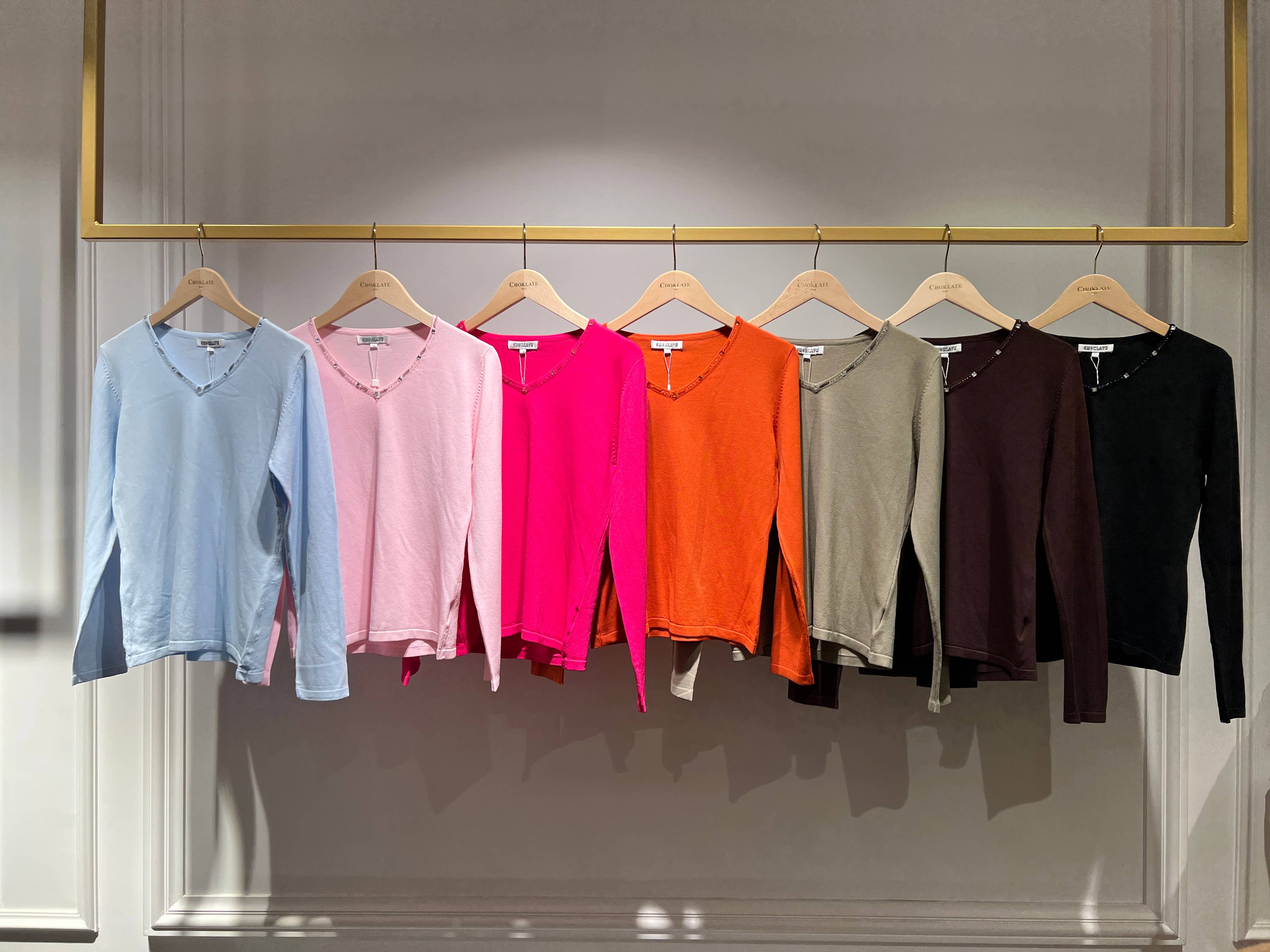 CHOKLATE PARIS - Vente Haut en maille – femme - Maille col V détails perles au col - 213717