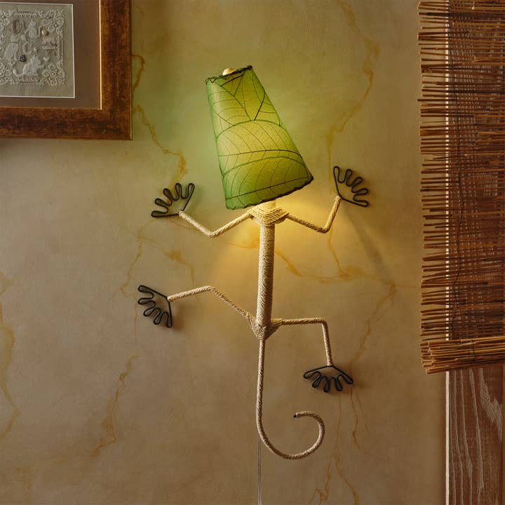 Eangee Home Design - Wholesale Lamp Shade - Gecko Wall Lamp Shade Green, Shade Made of Cocoa Leaves