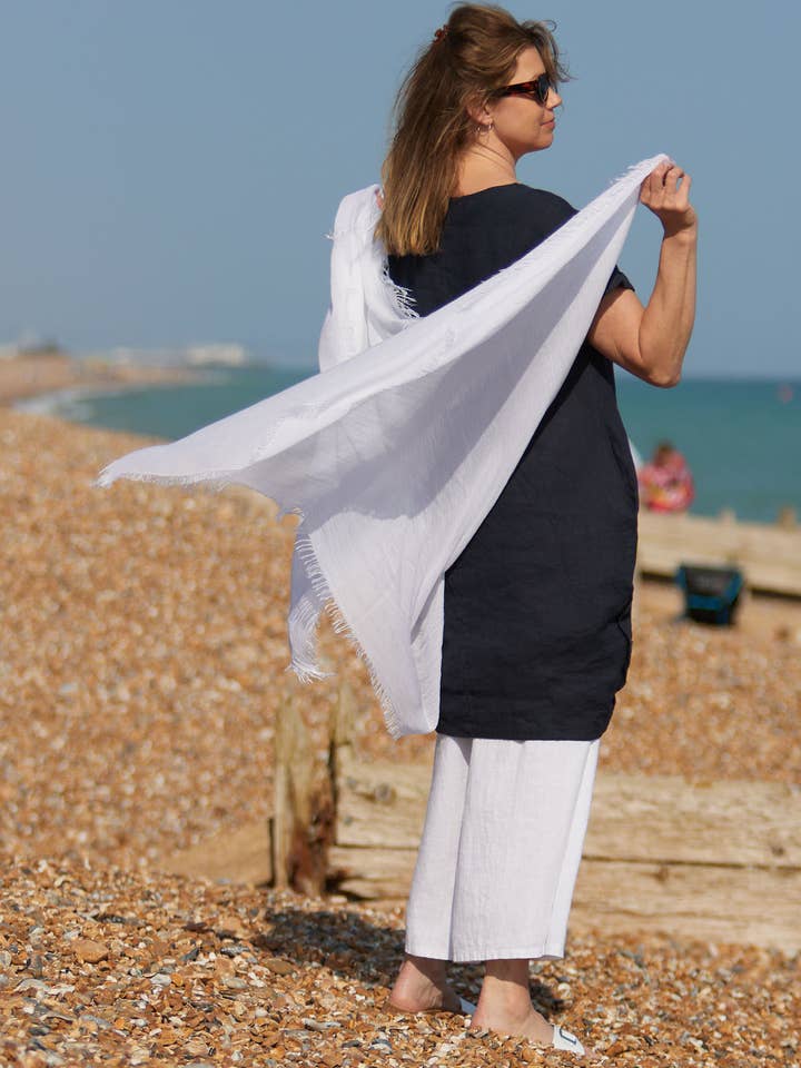 Blødt modal tørklæde i ét størrelsesmål for engroshandel hos Cadenza Italy Ltd