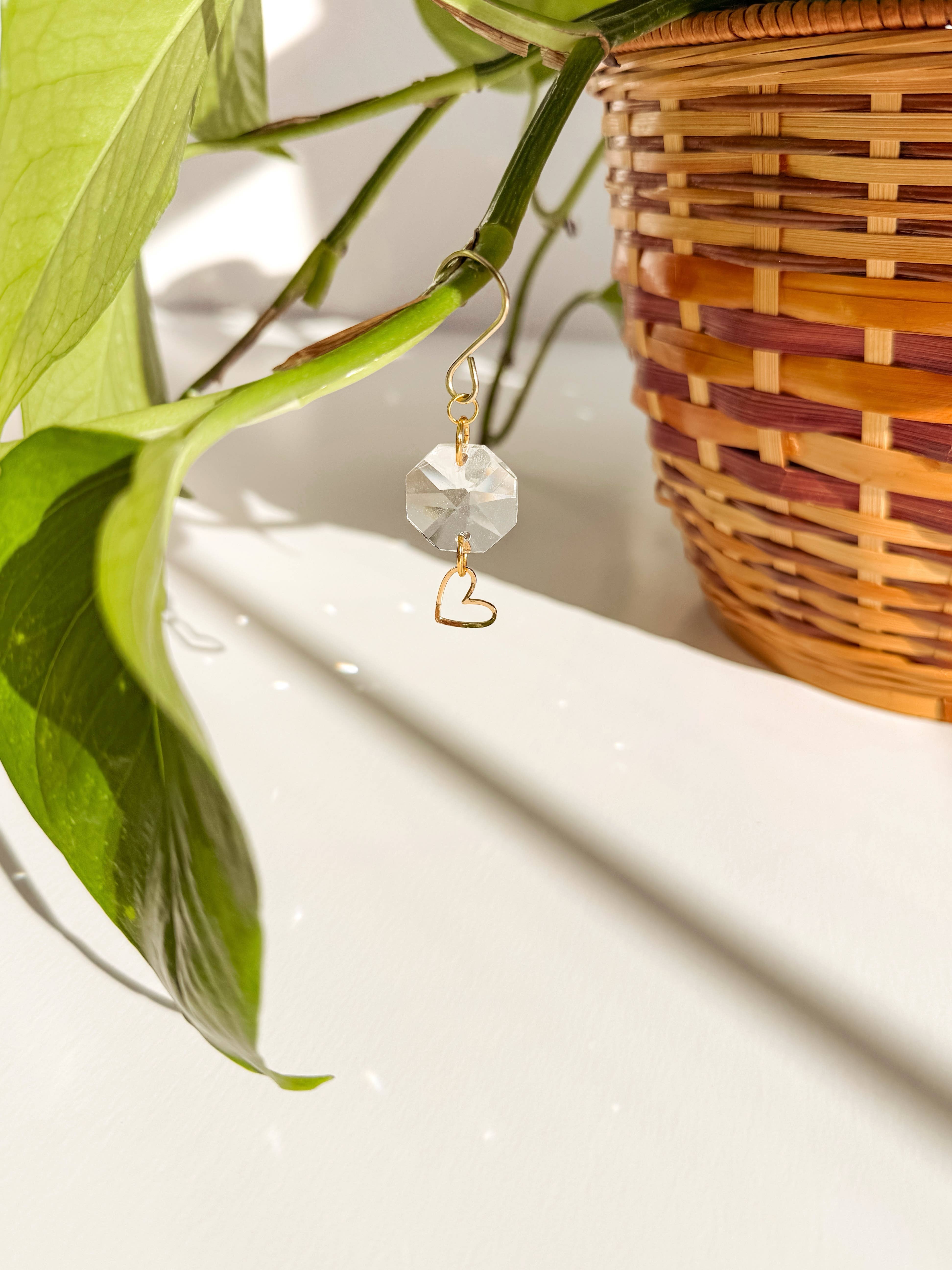 Meraki The Studio Co. - Wholesale Suncatcher - Plant Charm | Suncatcher + Heart | Houseplant Vine Jewelry6