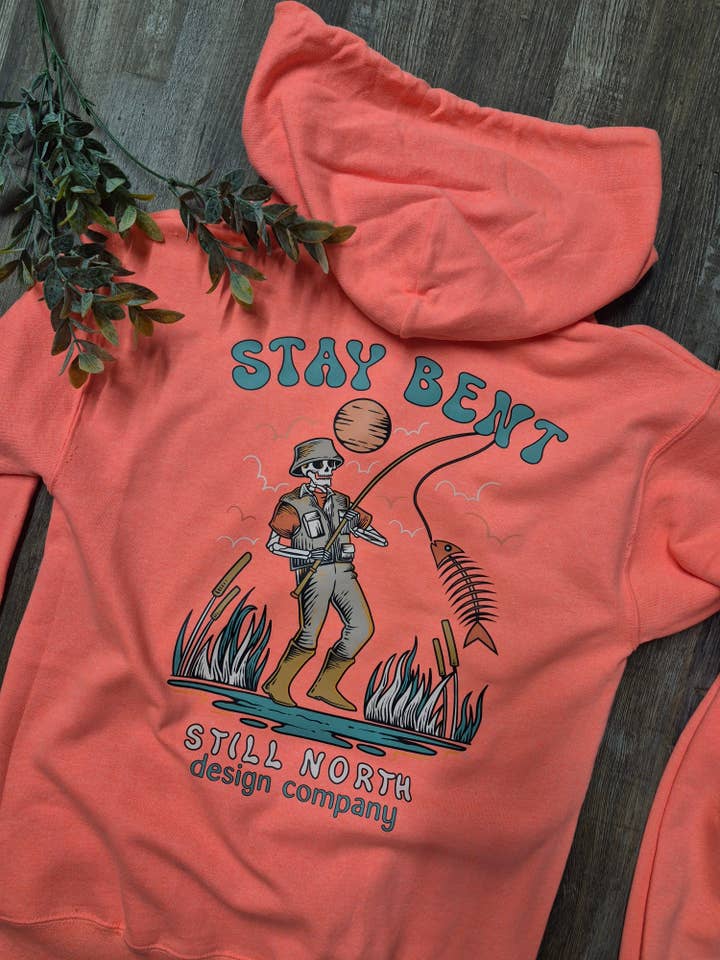 Hoodie Reste Courbé Corail (Liquidation) pour la vente par Still North Design Co