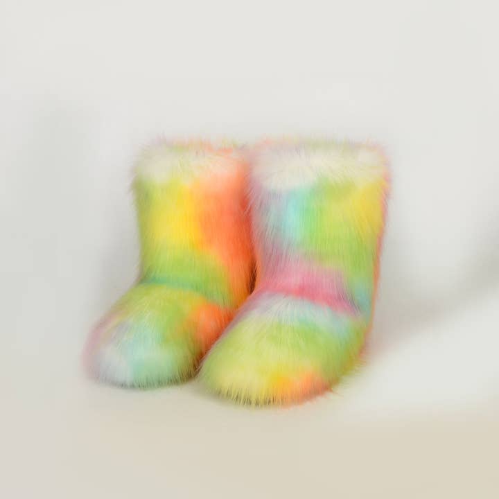 Beyond Apparel - Wholesale Boots - Women's - Thermal Fuzzy Platform Boots