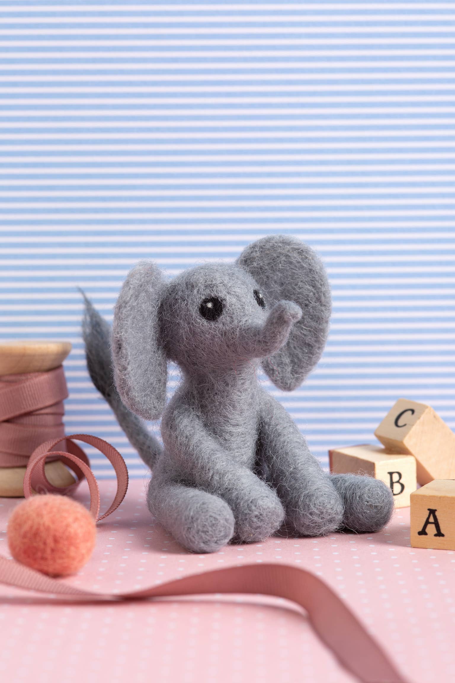 Hawthorn Handmade (US Duties Paid) - Wholesale DIY Craft Kit - Baby Elephant Mini Needle Felting Kit | Complete Craft Kit2