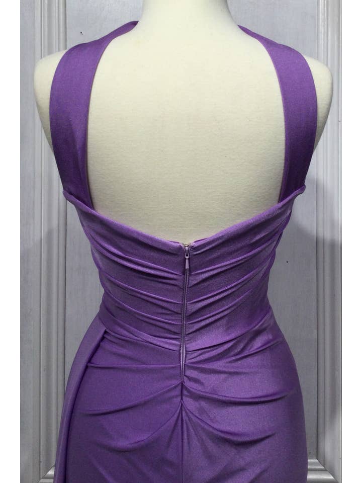 Ladivine by Cinderella Divine – wholesale Klänning - Dam – Axelbandslös stretchig satinklänning med handskar11