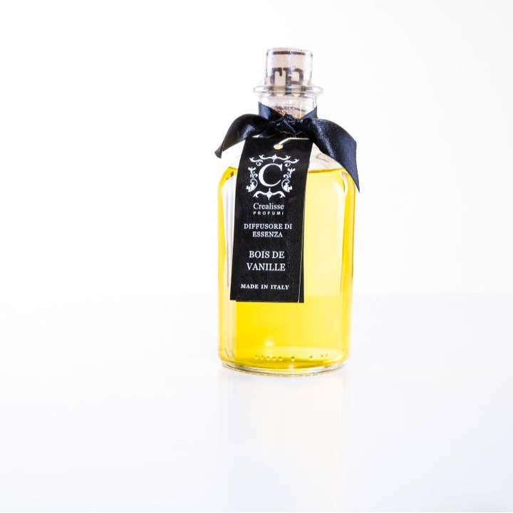 Crealisse Profumi - Vendita all'ingrosso Spray per tessuti e ambienti - Fragranza BOIS DE VANILLE per ambiente 500 ml con bastoncini in cotone