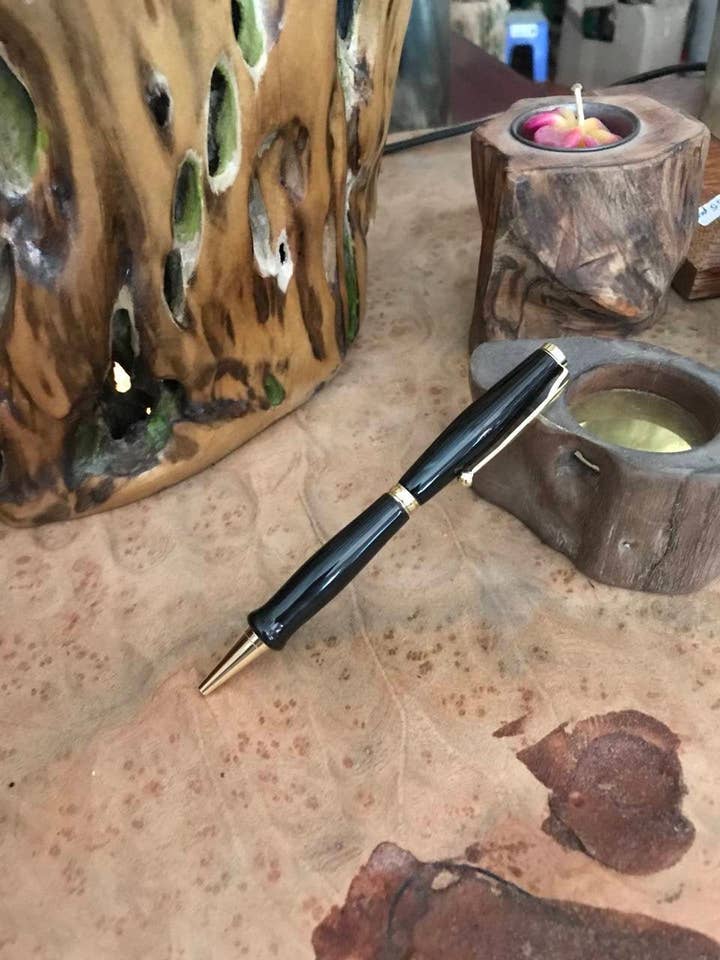 Elegant Buffalo Horn Pen, Luxury Ballpoint Pen, Deluxe Pen for wholesale by Hala Design