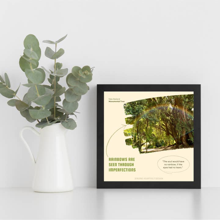 Impression d'arbre monumental de Nouvelle-Zélande 5x5 dans un cadre de galerie noir pour la vente par Jenuine Heartfelt Design