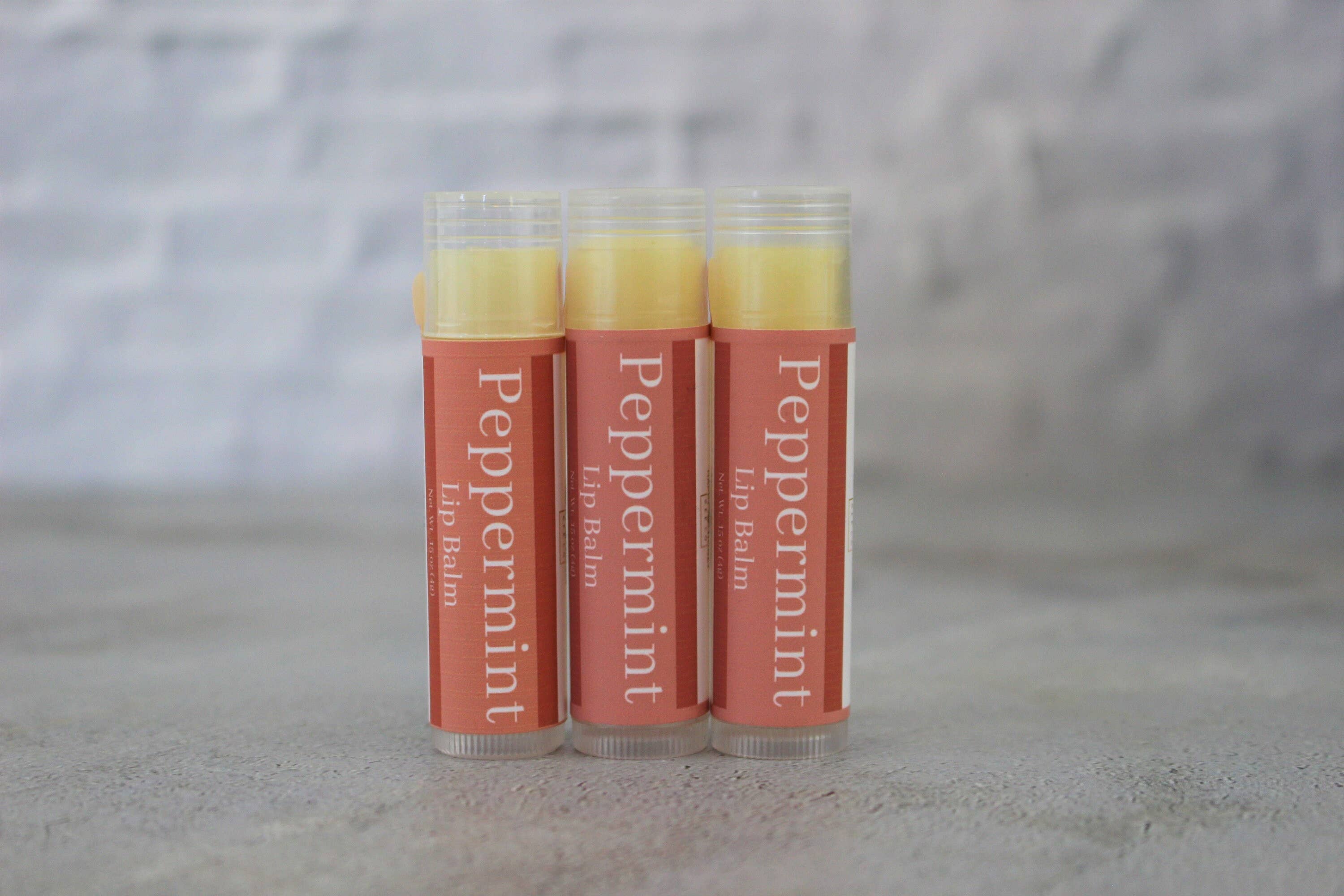 Happy Honey Bee Co. - Venta al por mayor Bálsamos labiales - Bálsamo labial de menta l Brillo labial natural en forma de lápiz labial6