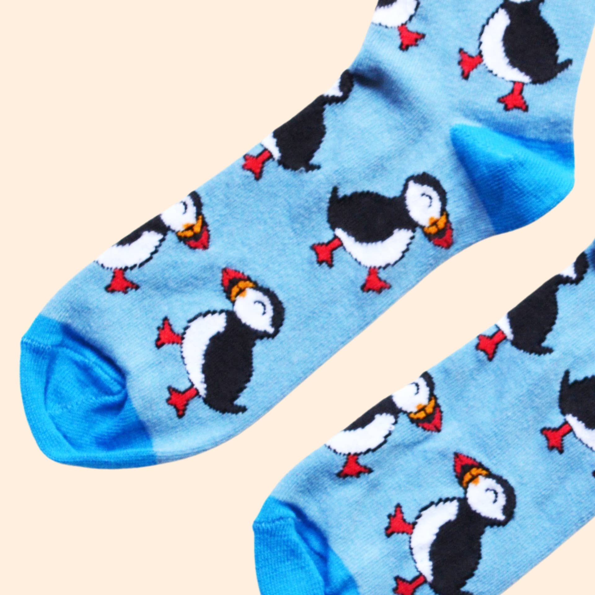 Bare Kind Socks – Meias - Unissexo por atacado – Meias Puffin de Bambu em Azul Claro3