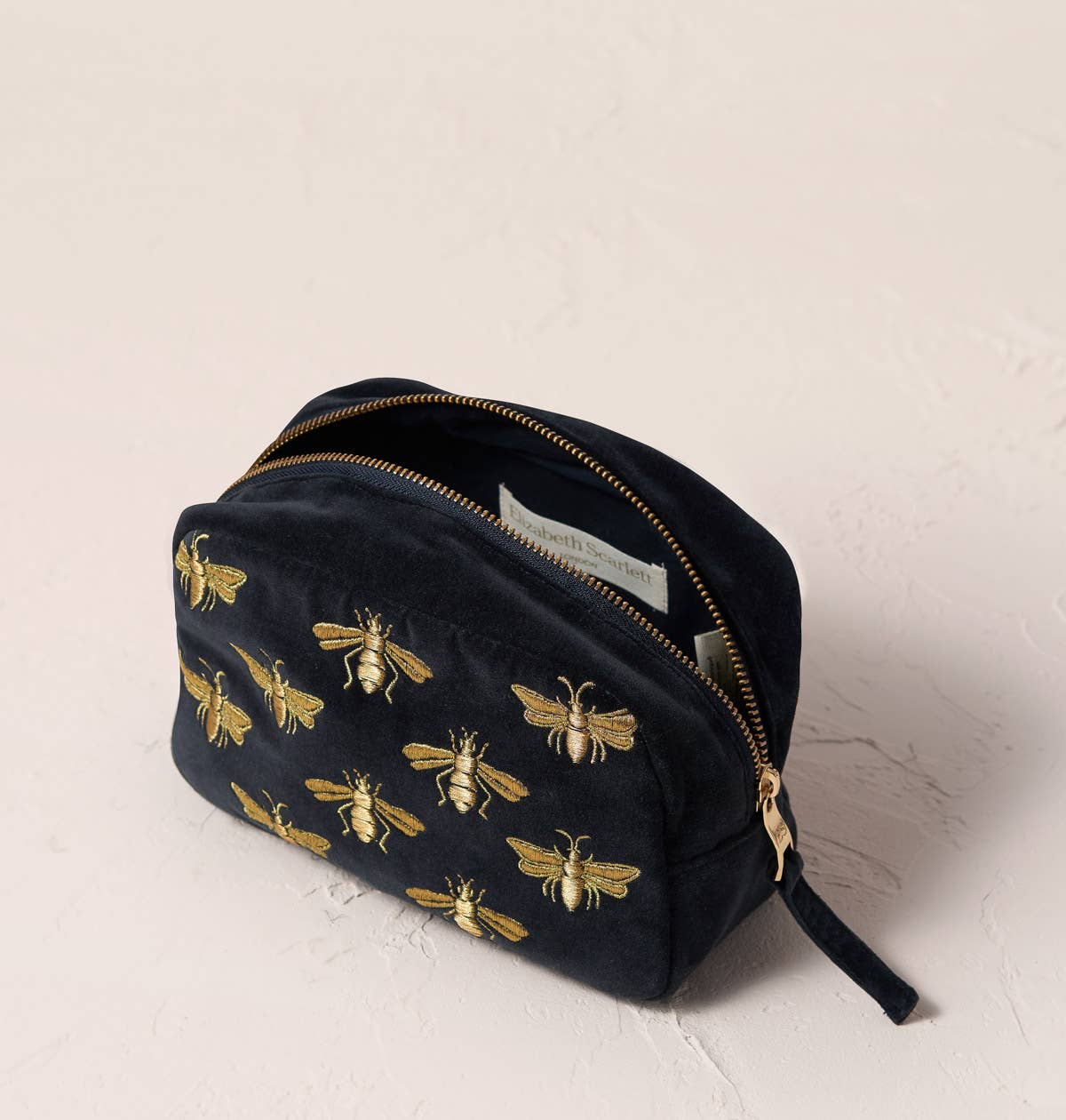 Elizabeth Scarlett Ltd – wholesale Make-up/cosmetic bag – Honey Bee Makeup Bag15
