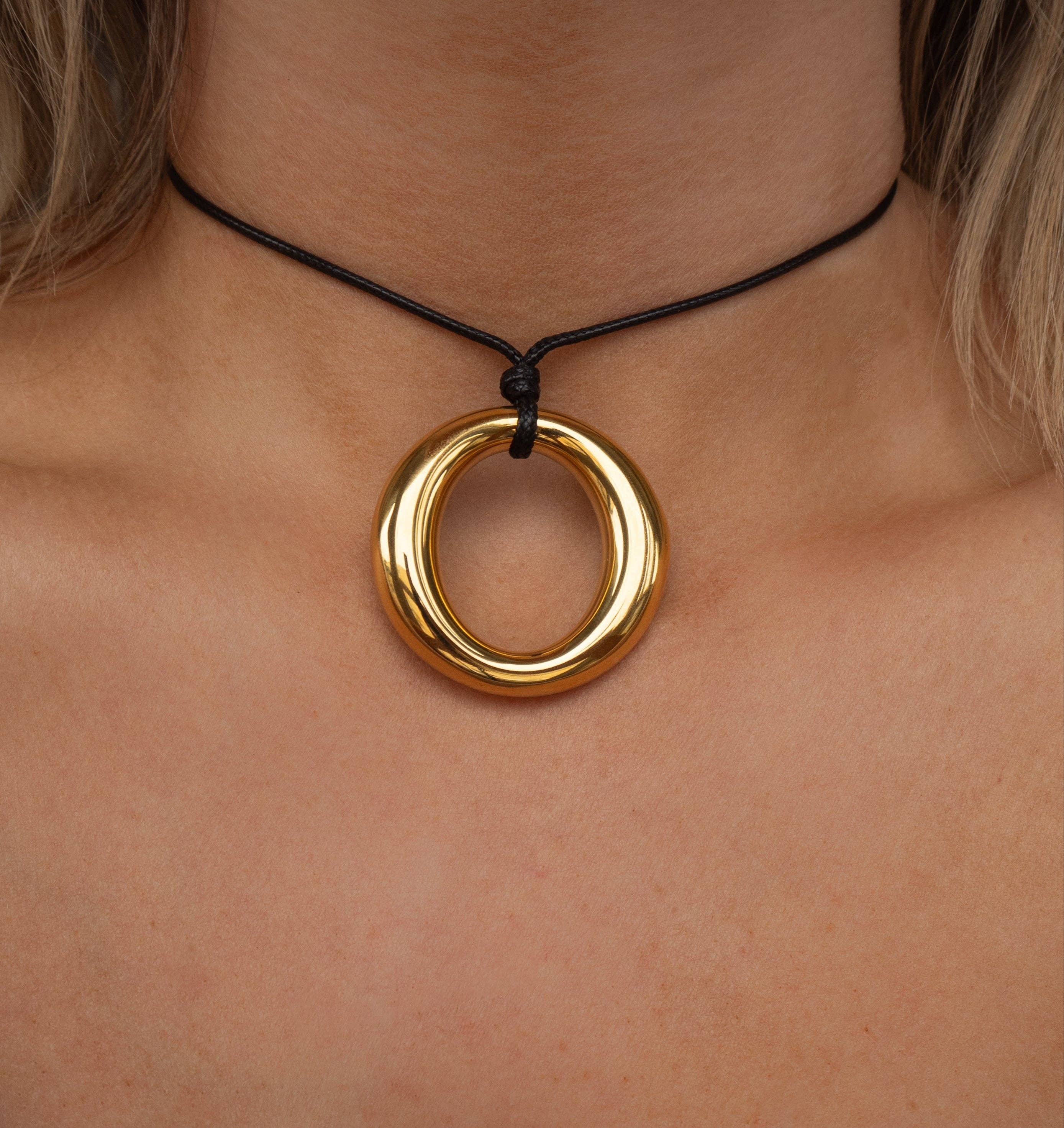 JacqMaria Jewelry – wholesale Hänge-/berlockhalsband – Sage Halsband1