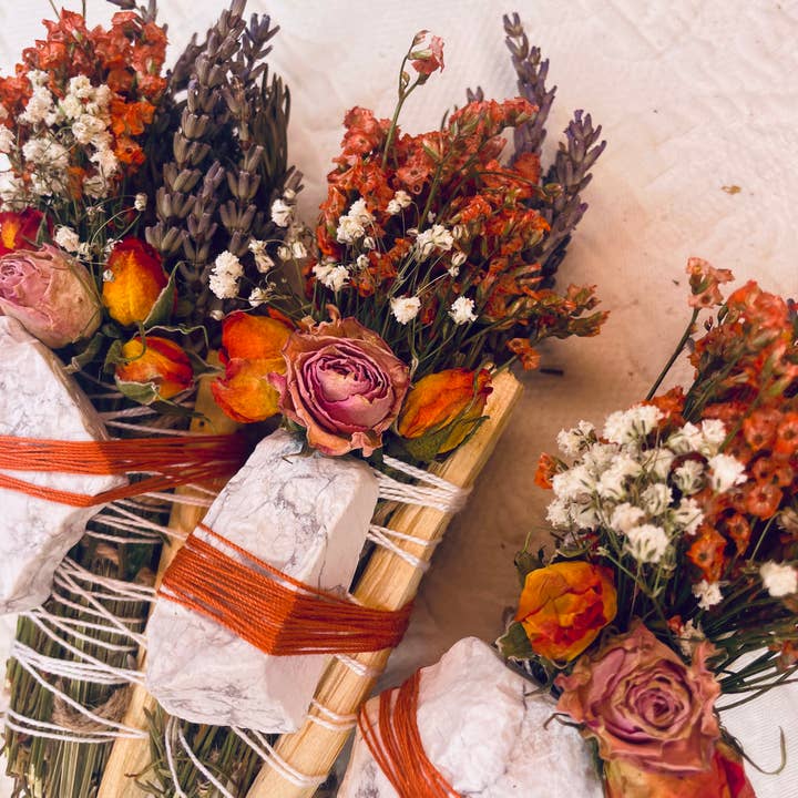 CharlieHaze - Wholesale Sage Bundle - White Howlite, Palo Santo, Rosemary, White Sage, Lavender an