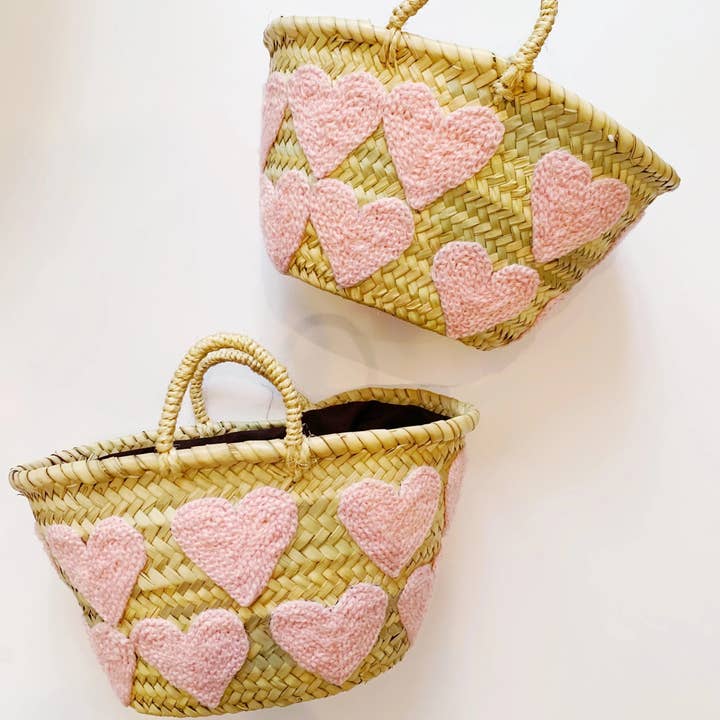 High crafty – wholesale Basket – Heart Basket – Hand-Embroidered Moroccan Straw Bag in Pink o2