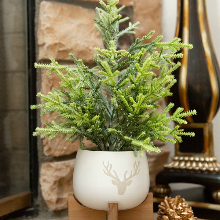 Flora Bunda Inc – Engroshandel Kunstigt juletræ – Falsk fyrretræ i hvid potte med træstander juledekoration2