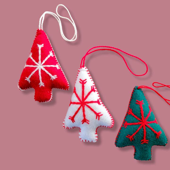 Mom And Pup Co. - Wholesale Ornament Set - Mexican Christmas Ornaments - Felted Christmas Ornaments Set4