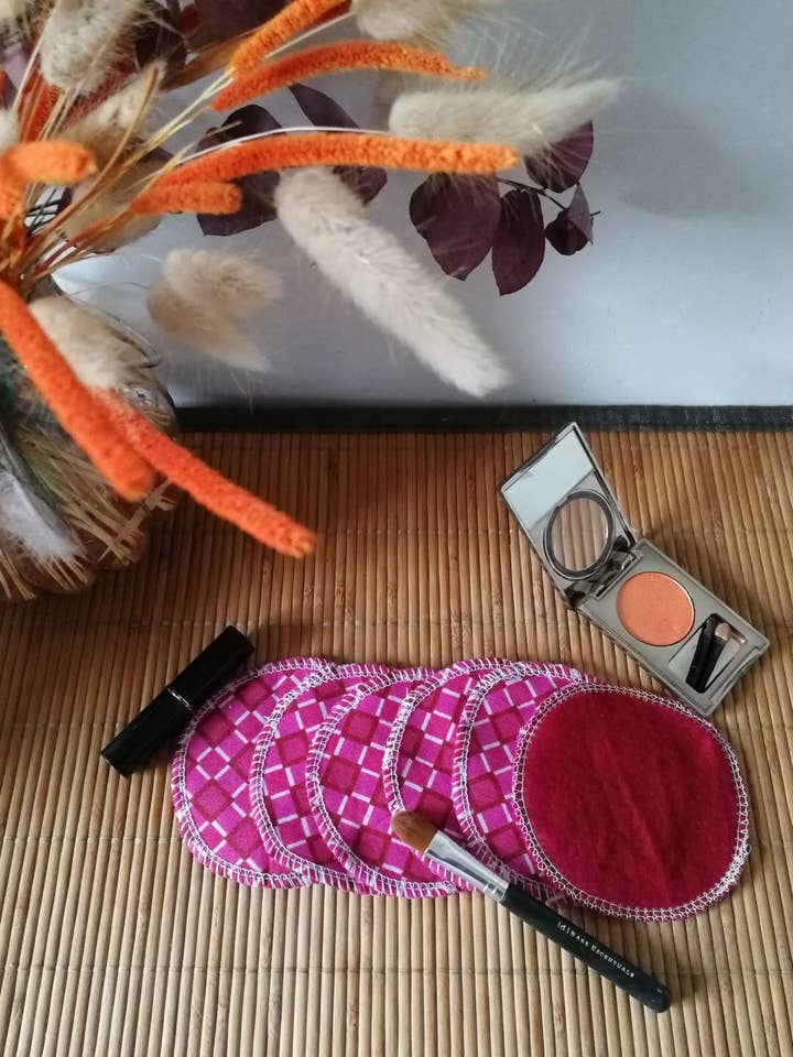 Salviette struccanti fucsia per la vendita all'ingrosso da parte di Funnycreation