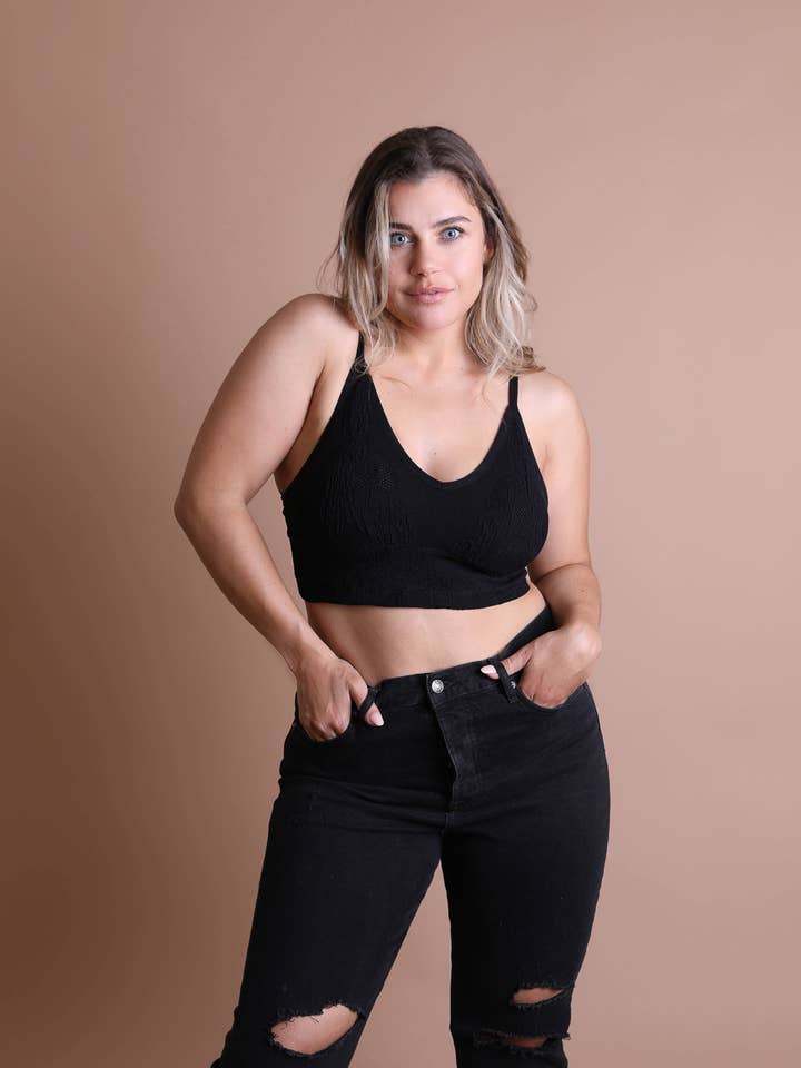 Leto Accessories - Wholesale Bralette – Women's - Chic Plus Size Textured Seamless Padded Brami