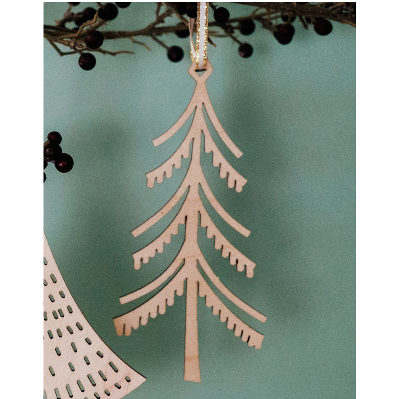 Reece Design Works - Wholesale Ornament - Wood Tree Christmas Ornaments3
