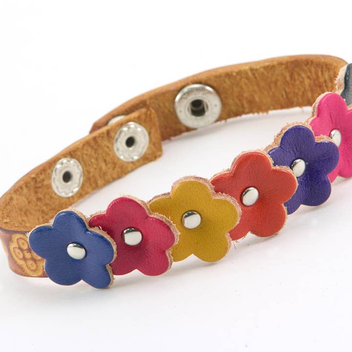 Sunflower Handmade leather inc - Wholesale Bangle Bracelet - Handmade leather Flower Bracelet - BR027