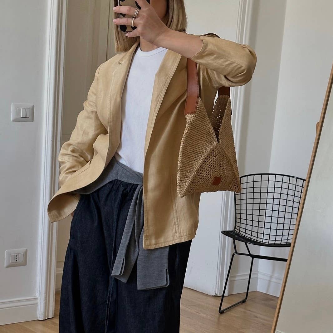 Sook Stainable - Wholesale Beach Bag - Vanda - Handmade Raffia Crochet V-cut Shoulder Bag M5