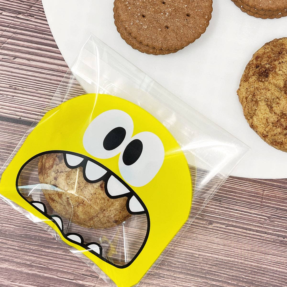 Wrapables.com - Wholesale Food Storage Wrap/Bag - Wrapables Transparent Self-Adhesive 4" x 4" Candy Cookie Bag41