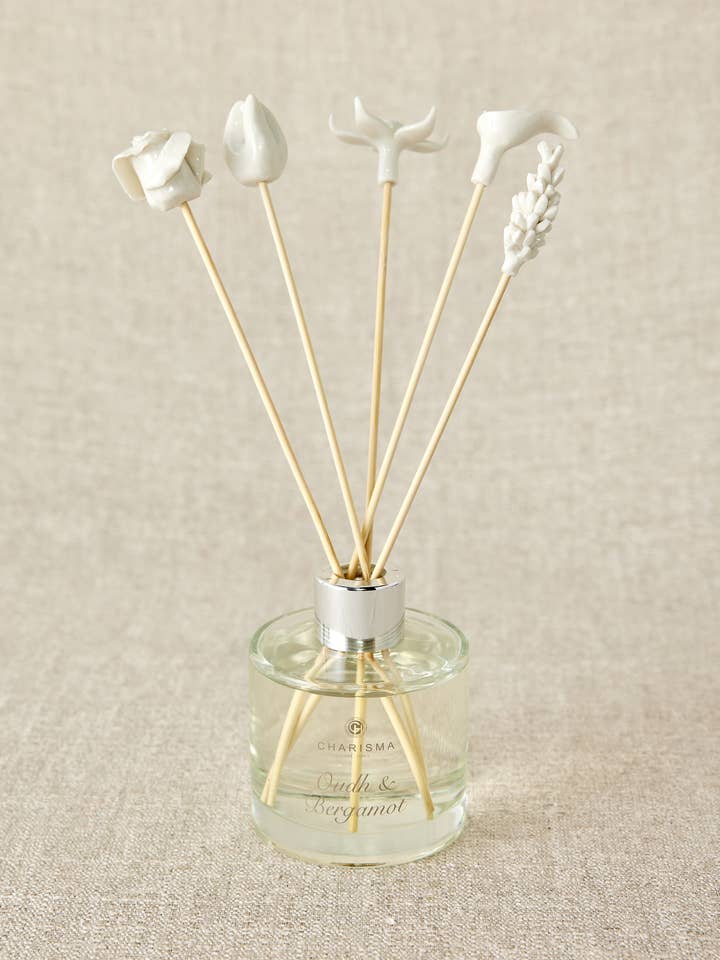Country Garden Porcelain Flowers Reed Diffuser Set for wholesale by kanju Interiors