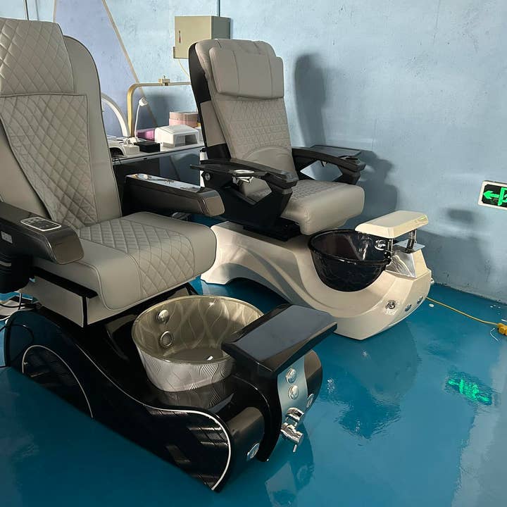 Spa Chair Black Base and Gray Chair for wholesale by TOP SPA OUTLET