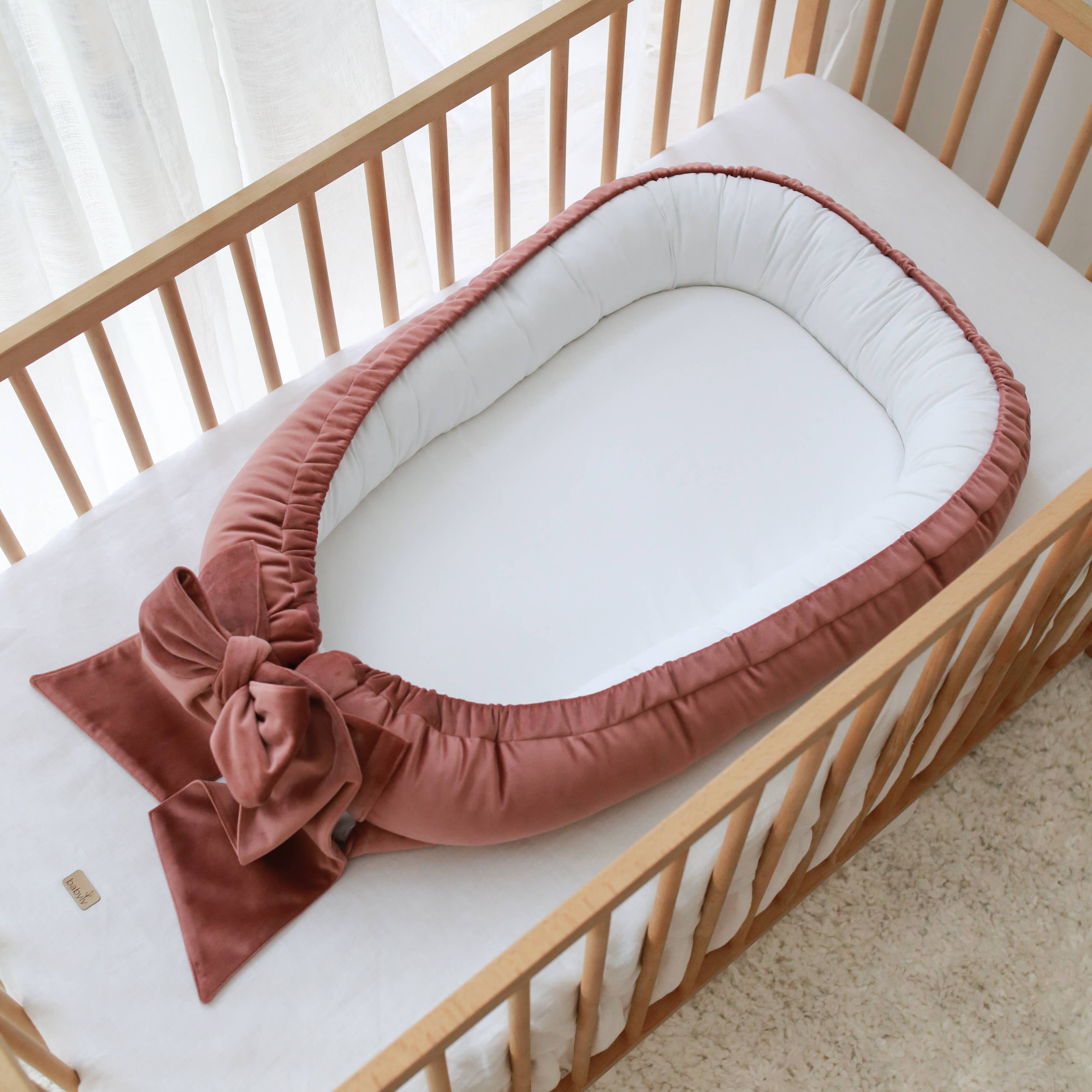 Babyly - Wholesale Bassinet - Baby - velvet babynest with bow (5 colors) - BABYLY5