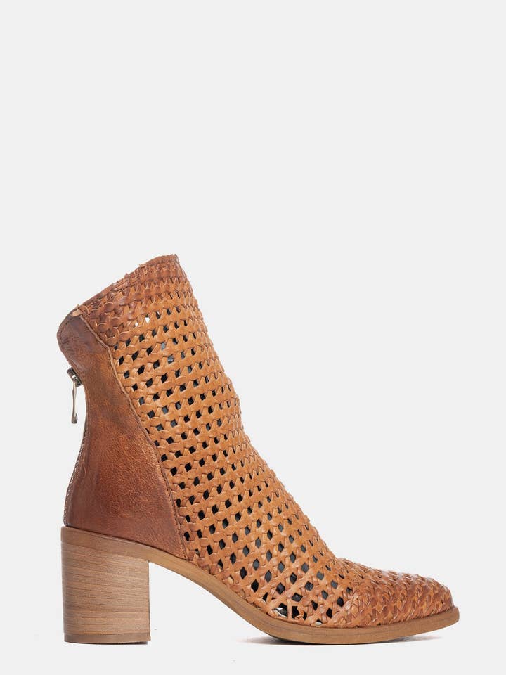 Tronchetti intrecciati in rag cuoio El2004 per la vendita all'ingrosso da parte di METISSE