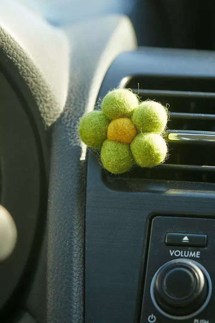 Golden Hour Designs - Wholesale Car Decorative Charm - Women's - Flower Car Vent Clip - Cute, Felt, Accessories6