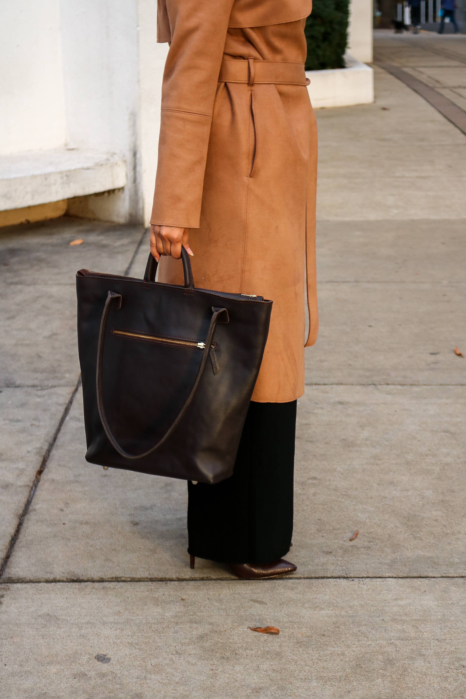 Brown Utility Tote Handbag, Dark Hazelnut for wholesale on Faire7