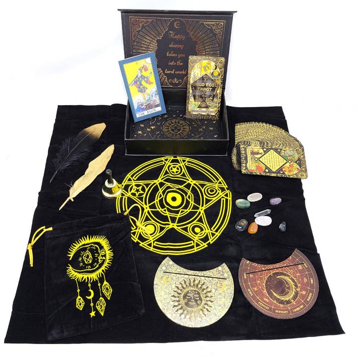 GREENROOTS USA LLC - Venta al por mayor Cartas del tarot - Juego de tarot Rider-Waite en caja de regalo con lámina de oro negro1