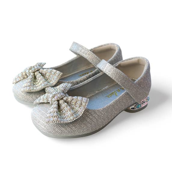 S8882 Stud Heel Bow Flat Shoes for wholesale by Doe a Dear