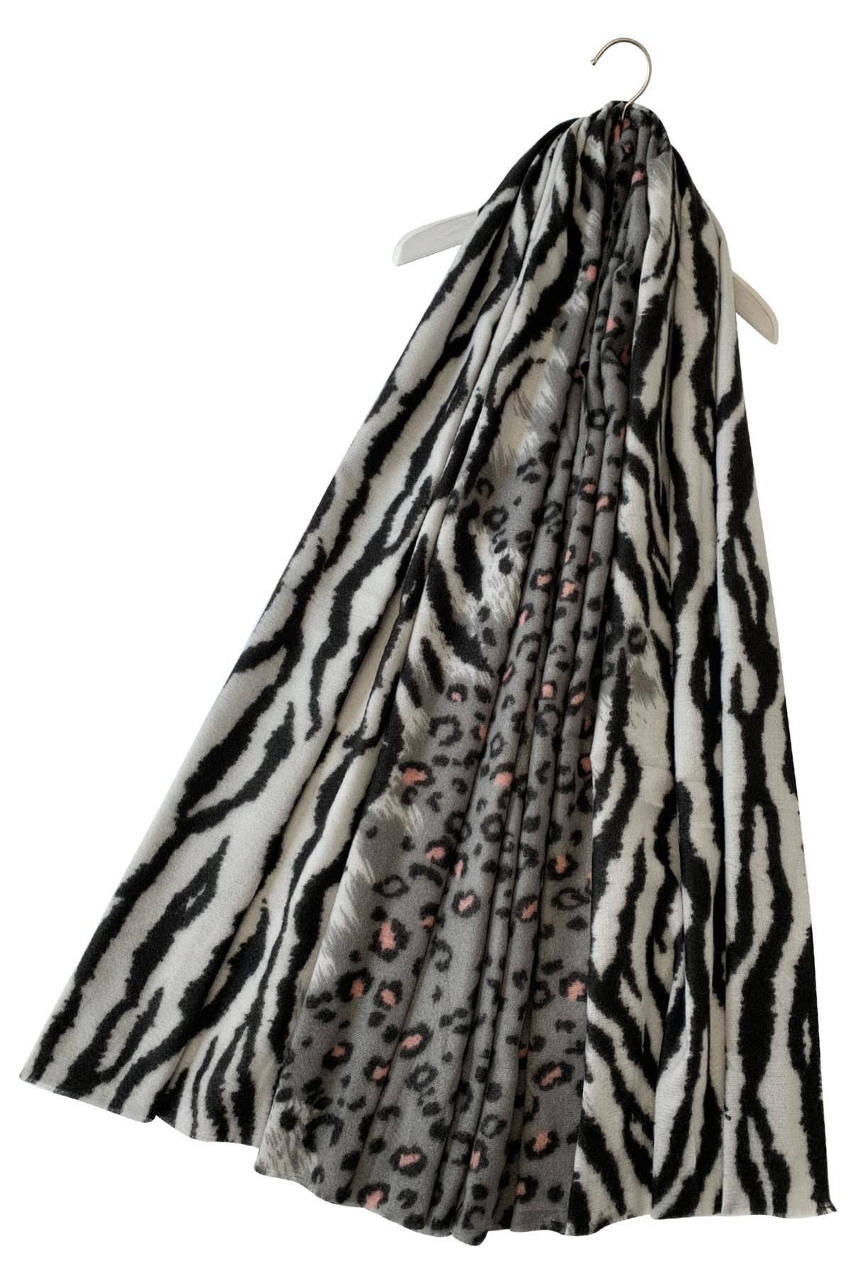 Fashion Scarf World – wholesale Scarf – Women's – Fashion Leopard and Zebra Print Wool Scarf0